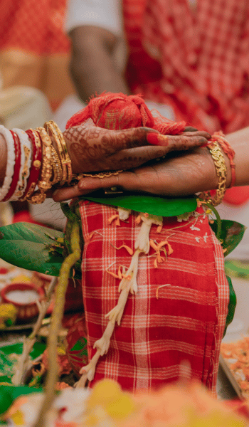 Traditional Bengali wedding decor in a heritage venue